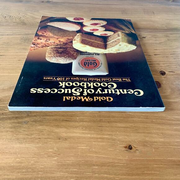 Gold Medal Century of Success Cookbook Best Recipes 100 Years Vintage 1979 - Picture 5 of 16